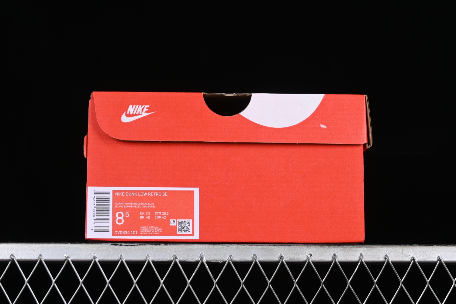Nike SB Dunk Low Retro  Industrial Blue  DV0834-101