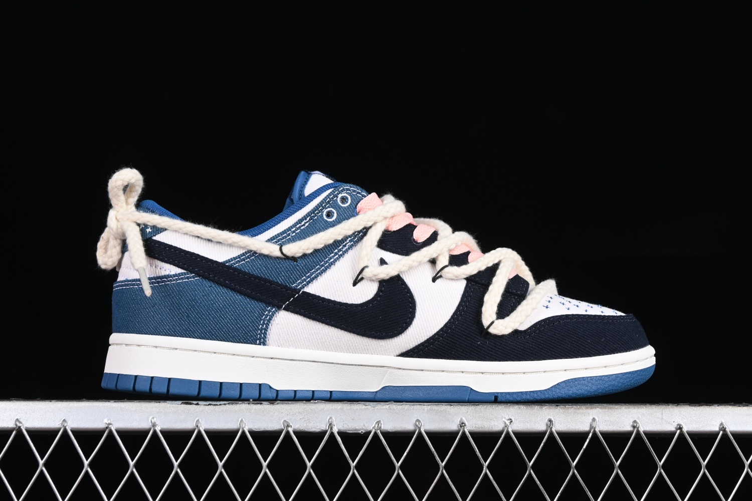 Nike SB Dunk Low Retro  Industrial Blue  DV0834-101