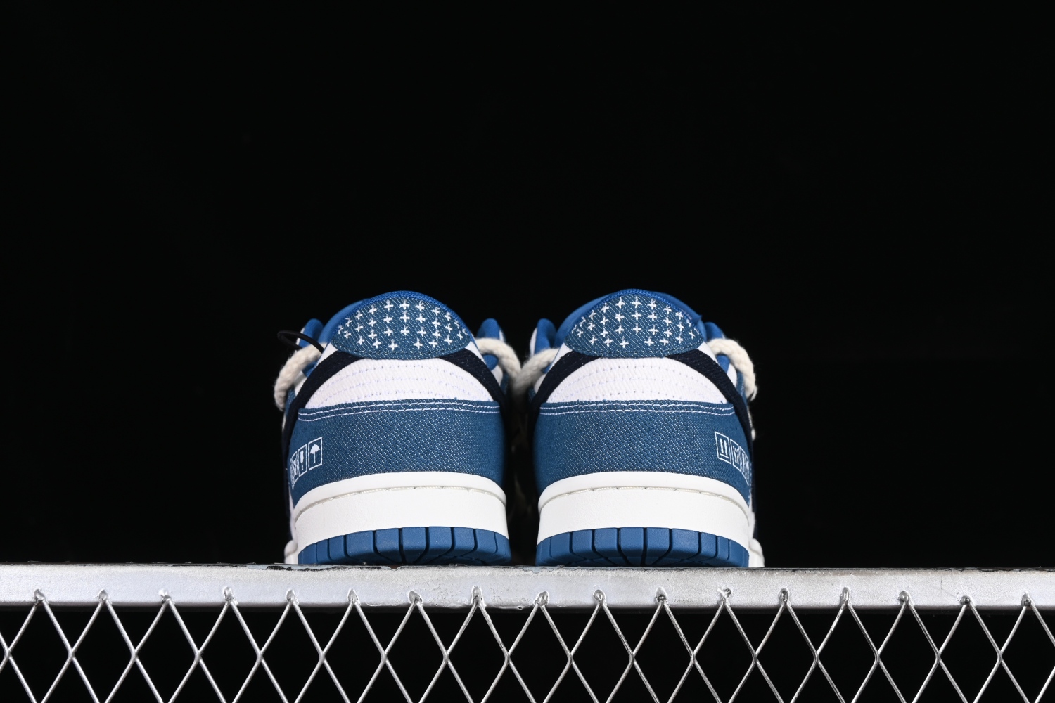 Nike SB Dunk Low Retro  Industrial Blue  DV0834-101