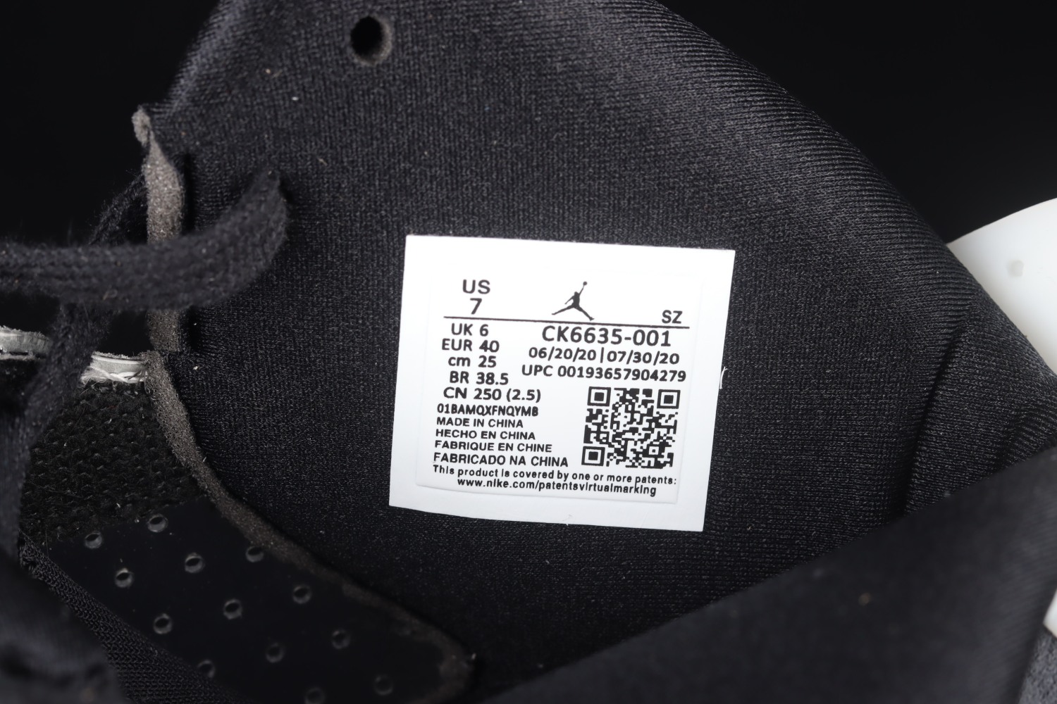 Jordan 6 Retro Tech Chrome CK6635-001