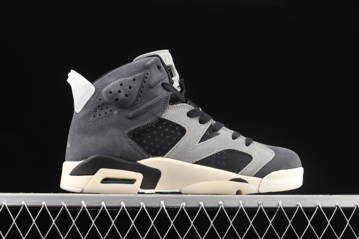 Jordan 6 Retro Tech Chrome CK6635-001