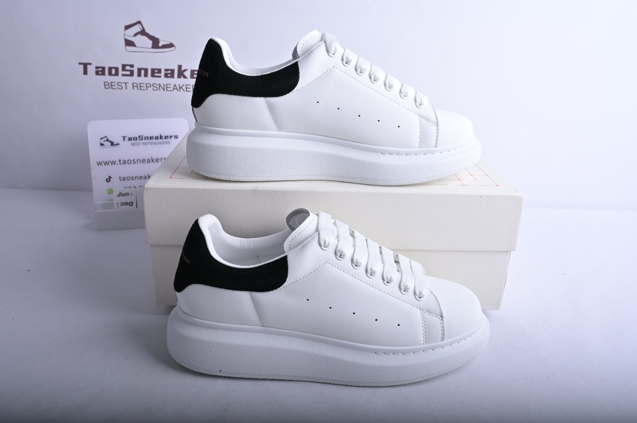 Alexander McQueen sole sneakers black 1201-7