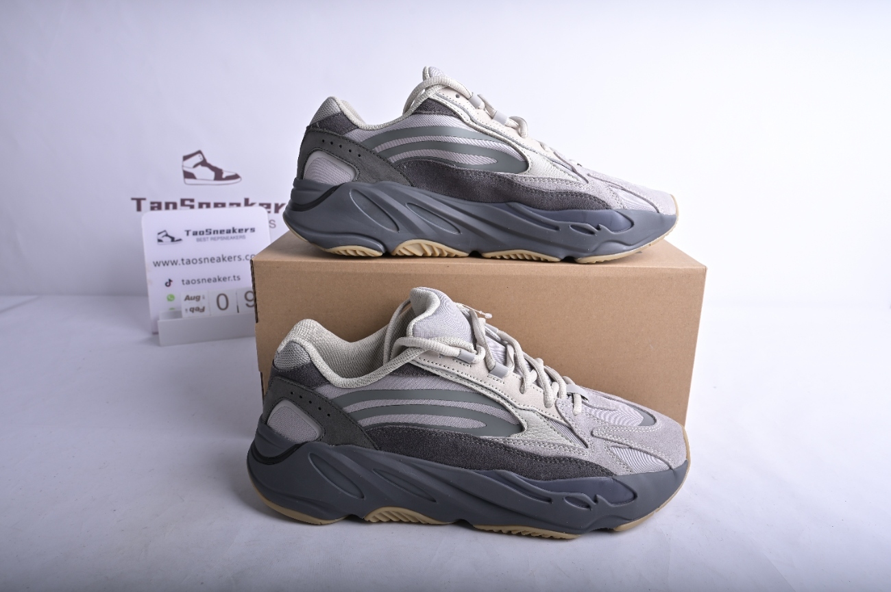 adidas Yeezy Boost 700 V2 Tephra FU7914