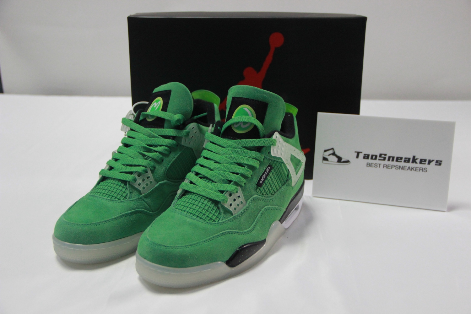 Jordan 4 Retro “Emerald Green”  AJ4A61426 LN4