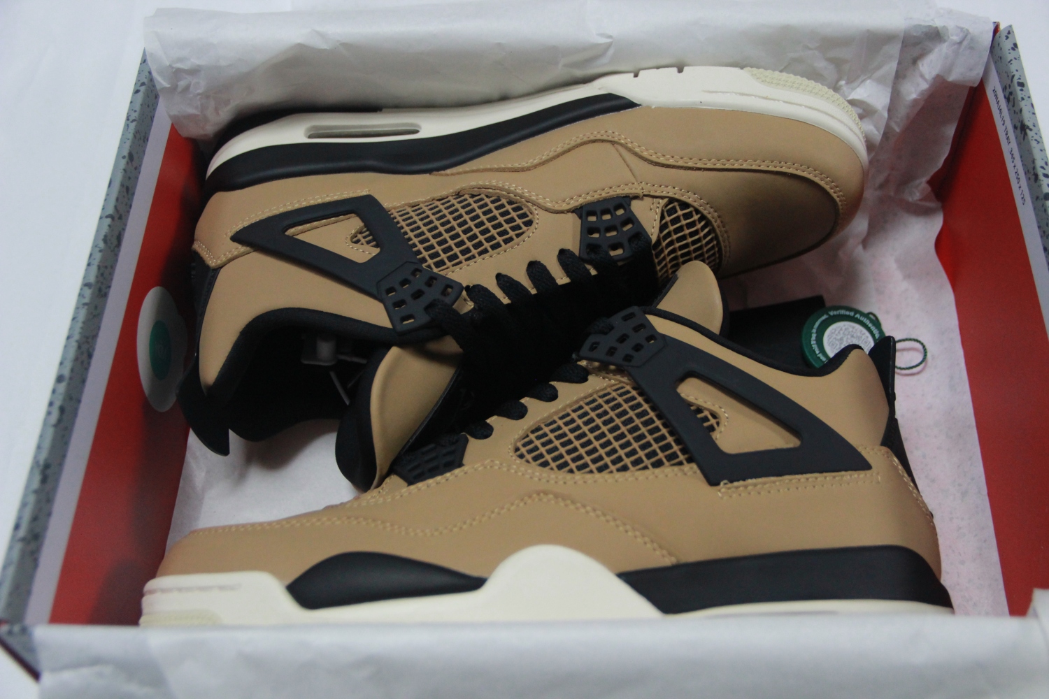 Jordan 4 Retro Fossil AQ9129-200