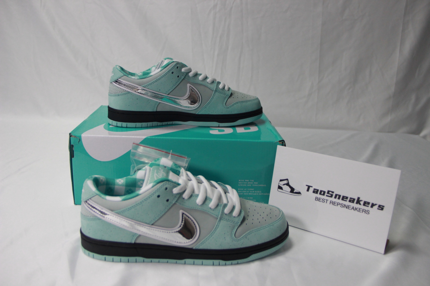 Nike Dunk Low BV1310-402
