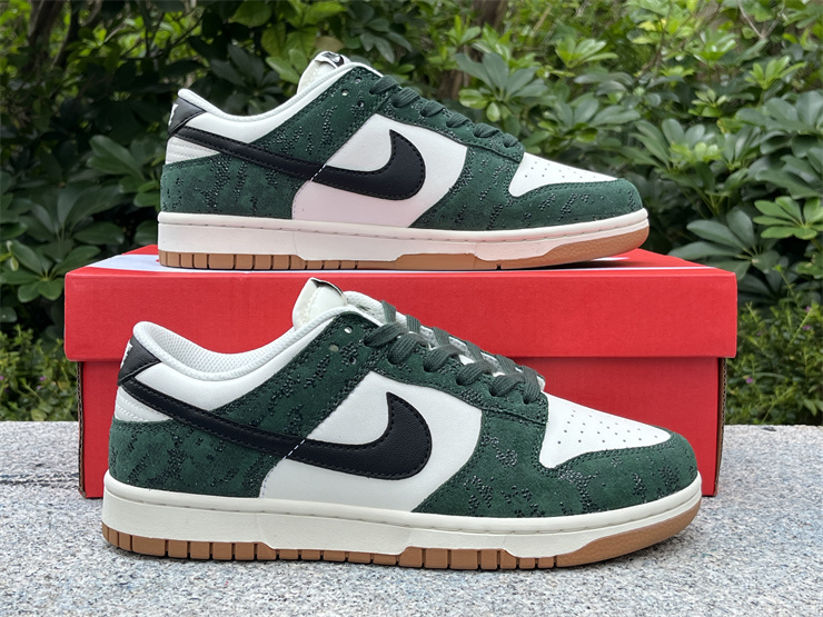 Nike Dunk Low “SKU” FQ8893-397