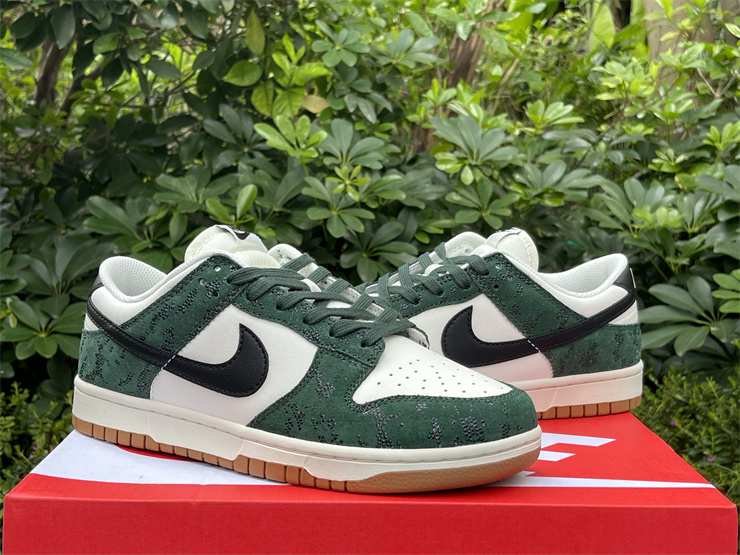 Nike Dunk Low “SKU” FQ8893-397