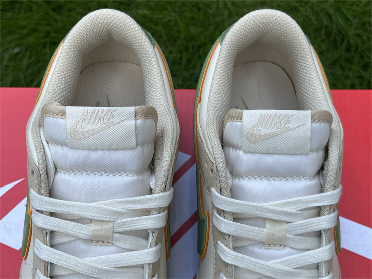 Nike SB Dunk Low  Pale Ivory  FQ6869-131