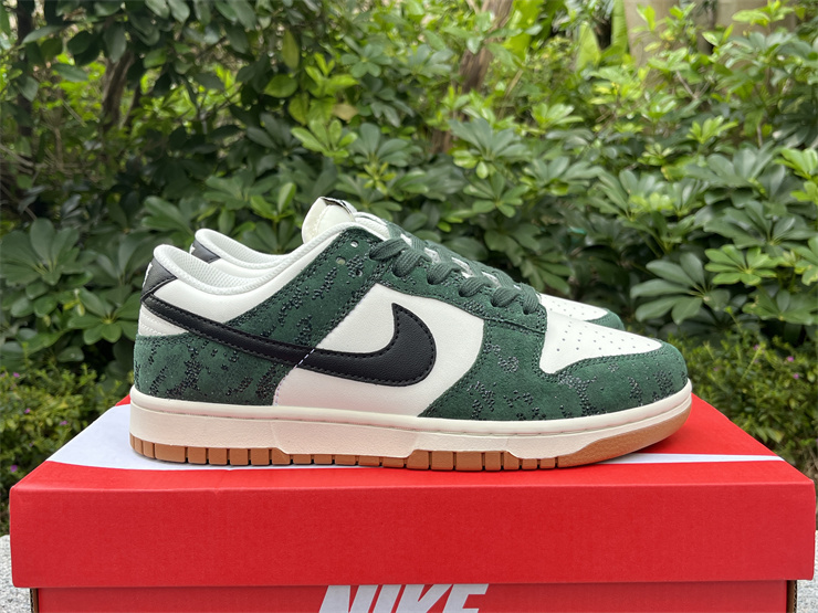 Nike Dunk Low “SKU” FQ8893-397