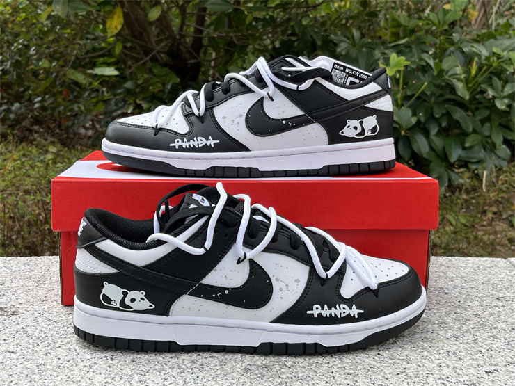 Nike SB Dunk Low CW1590-100