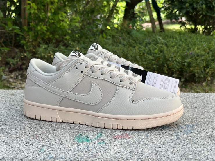 Nike Dunk Low “Light Orewood Brown” DZ2538-100