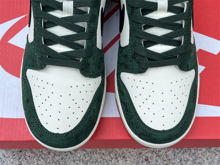 Nike Dunk Low “SKU” FQ8893-397