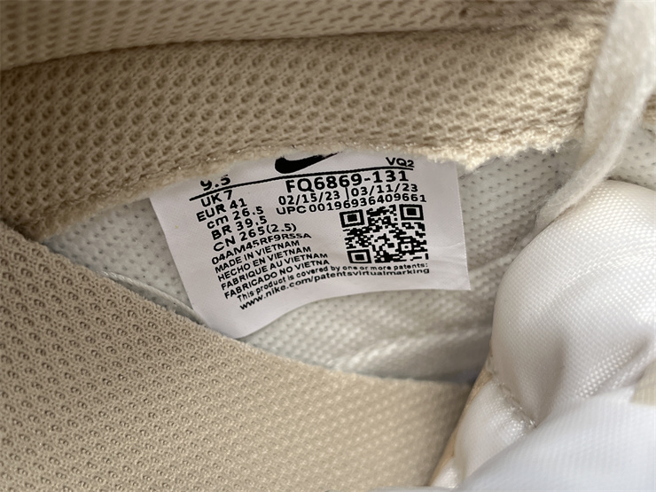 Nike SB Dunk Low  Pale Ivory  FQ6869-131