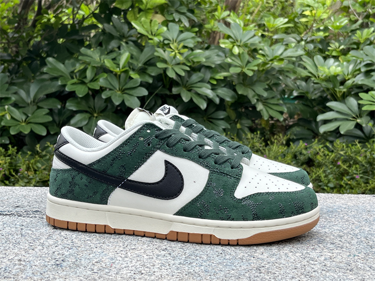 Nike Dunk Low “SKU” FQ8893-397
