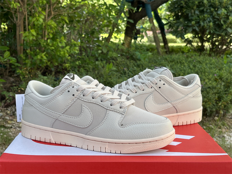 Nike Dunk Low “Light Orewood Brown” DZ2538-100