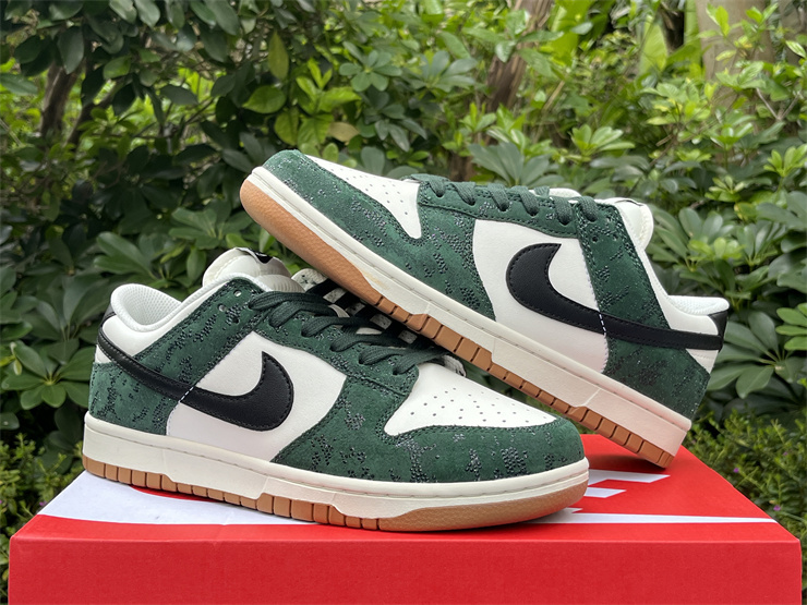 Nike Dunk Low “SKU” FQ8893-397