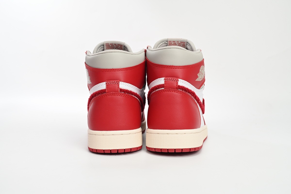 Air Jordan 1 High OG WMNS “Chenille” DJ4891-061
