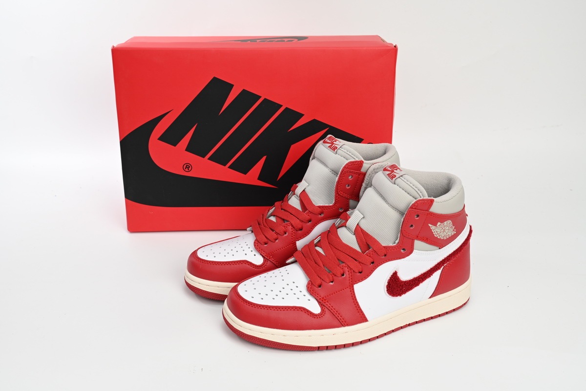 Air Jordan 1 High OG WMNS “Chenille” DJ4891-061