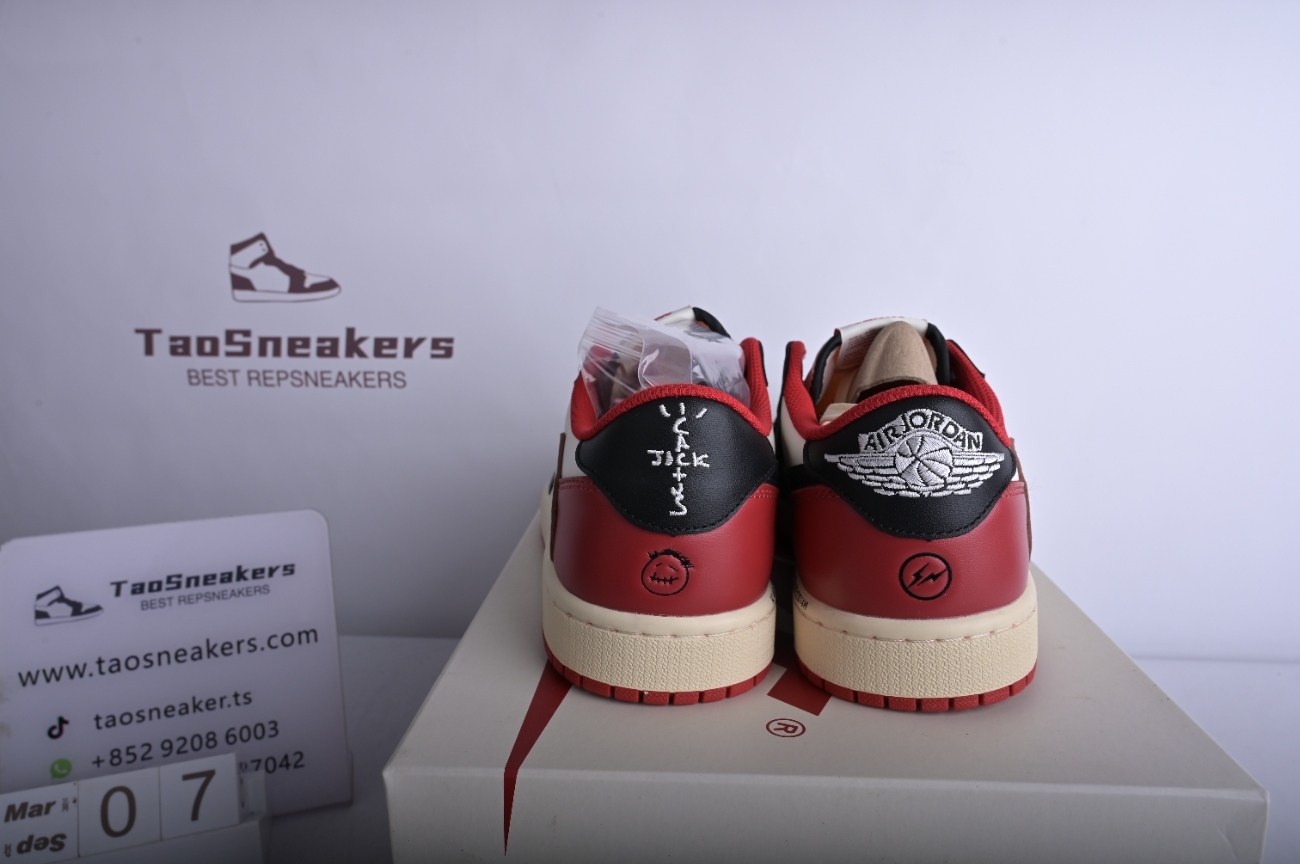Travis Scott x Air Jordan 1 Low OG AJ1 CQ4278-125