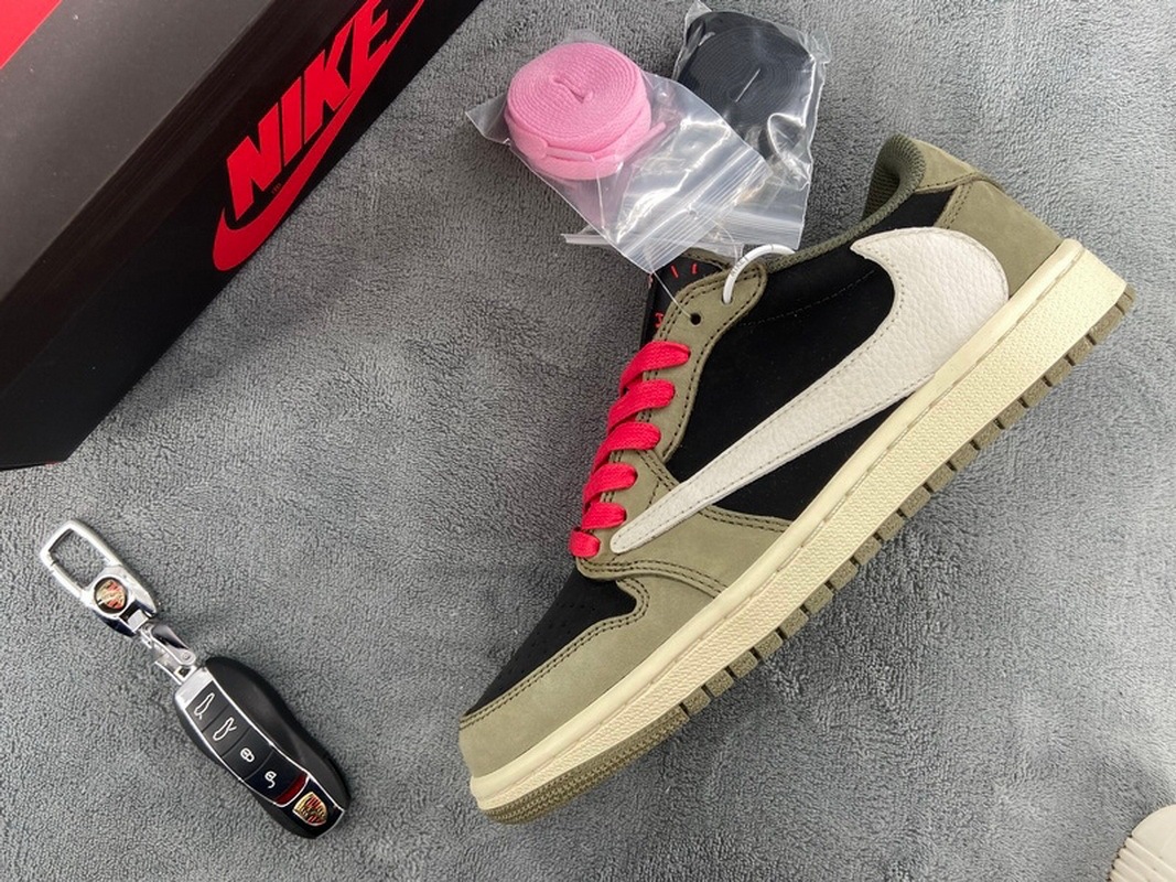 Travis Scott x Air Jordan 1 Low Dark Green DM7866-196