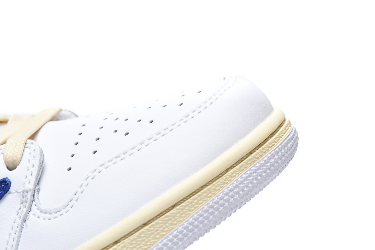 Travis Scott x Air Jordan 1 Low White Blue DH68369-186