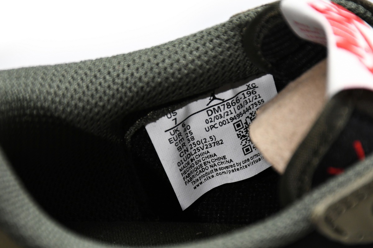 Travis Scott x Air Jordan 1 Low Dark Green DM7866-196