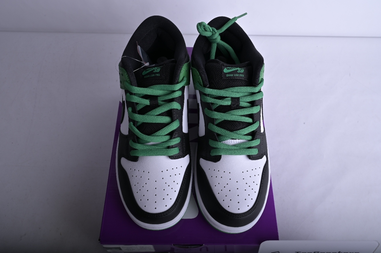 Nike SB Dunk Low Classic Green BQ6817-302