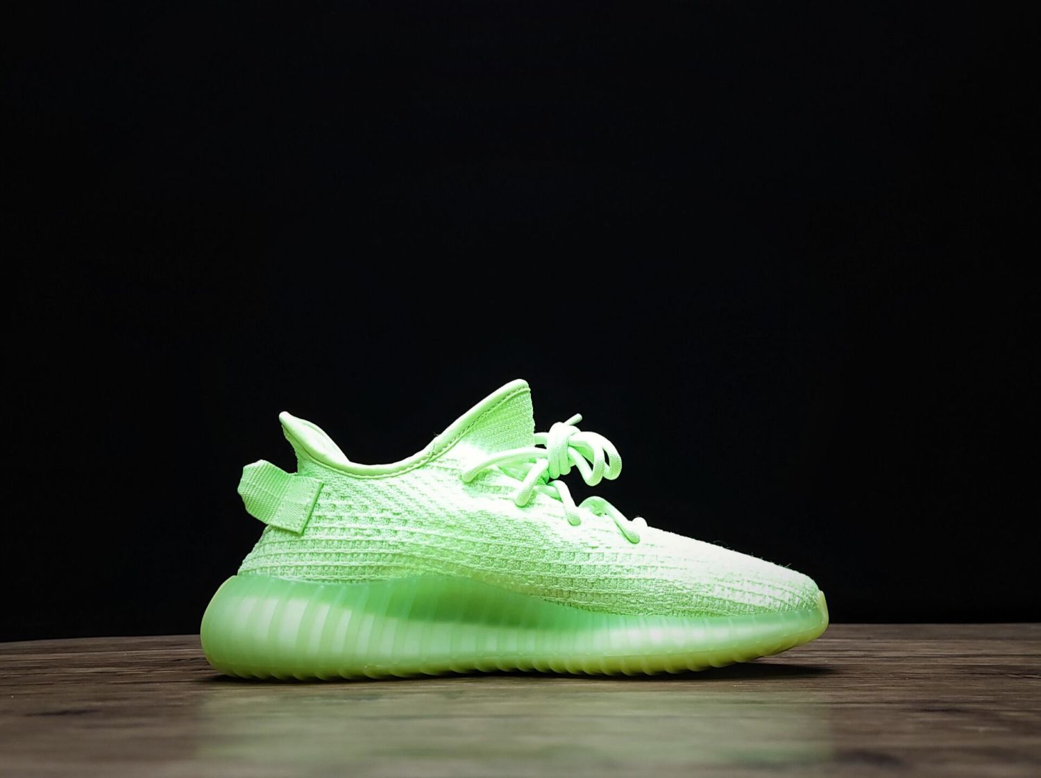 Adidas Yeezy Boost 350 V2 Glow In Dark GID EG5293