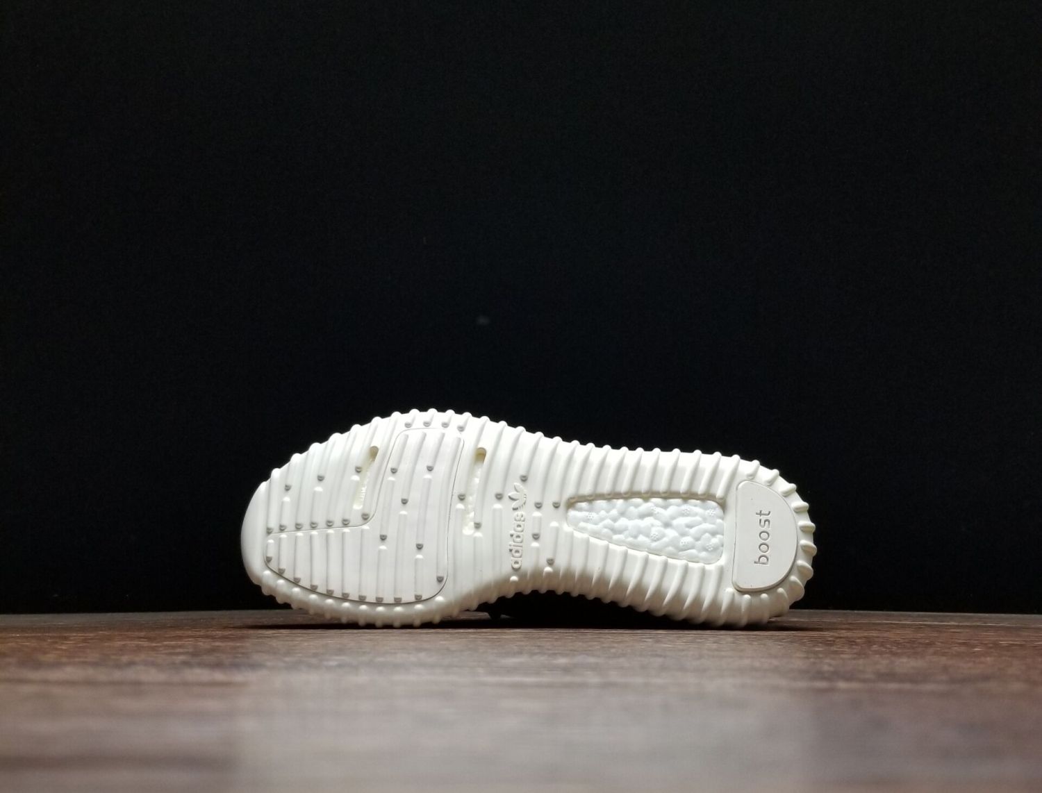 adidas originals Yeezy Boost 350 Turle Dove AQ4832
