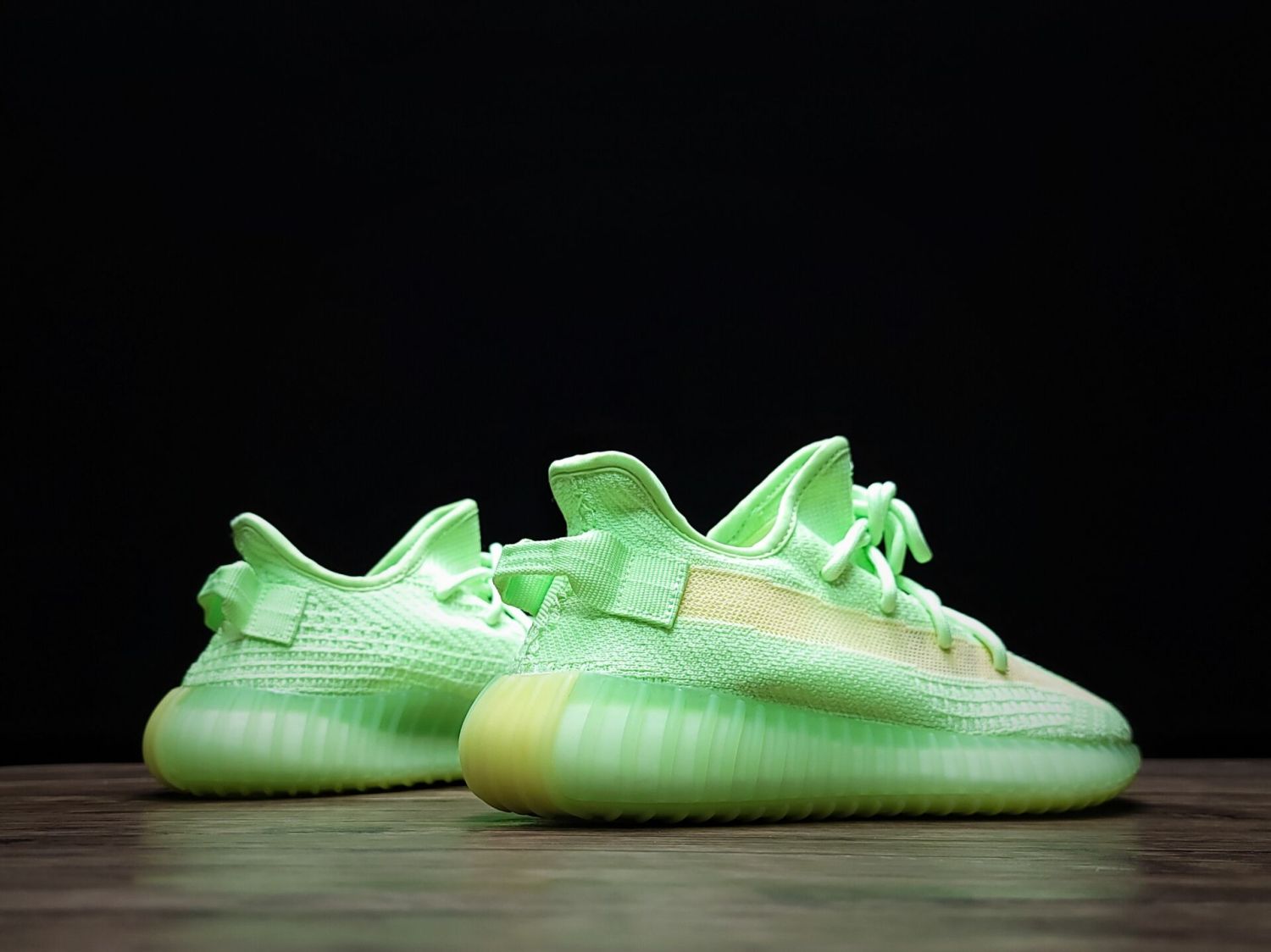Adidas Yeezy Boost 350 V2 Glow In Dark GID EG5293