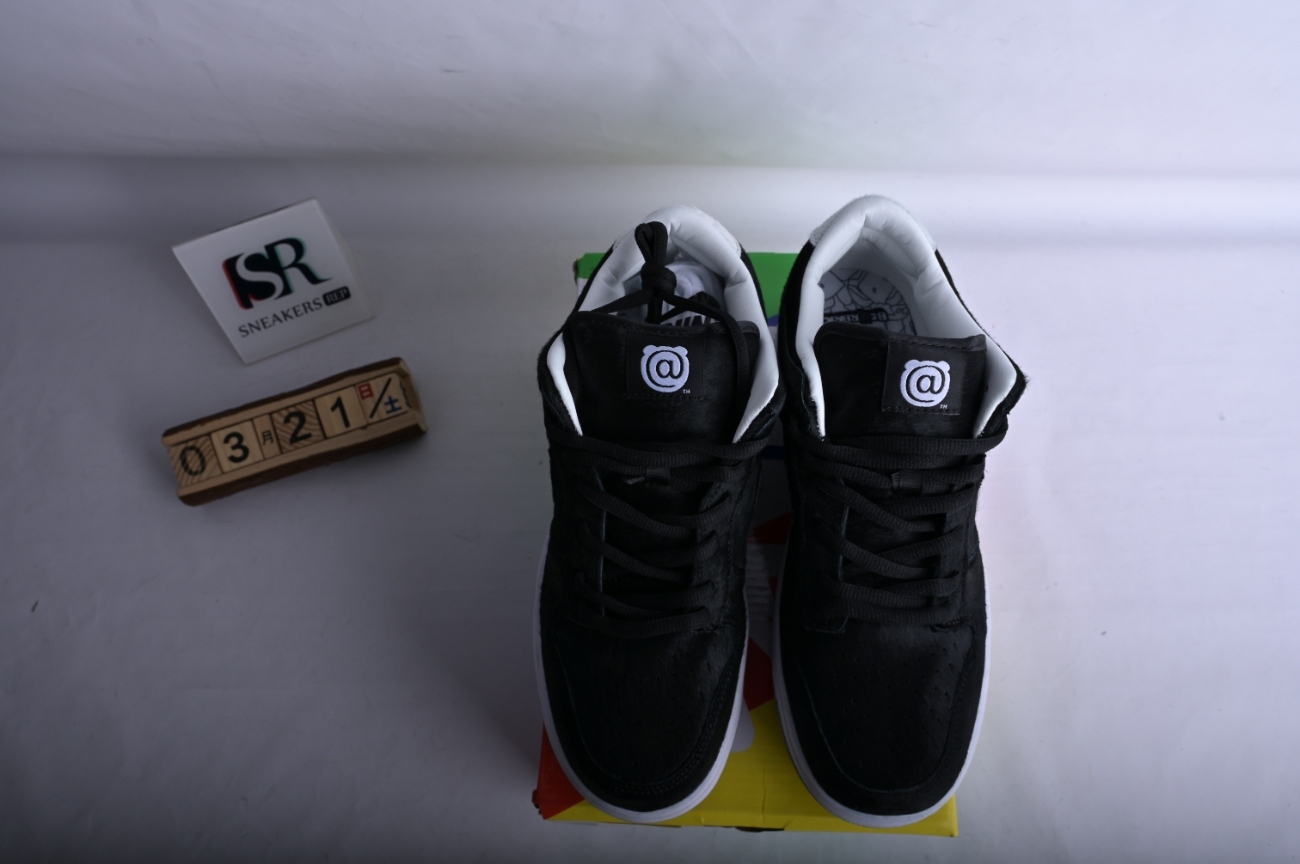 Nike SB Dunk Low Medicom Toy (2020)  CZ5127-001