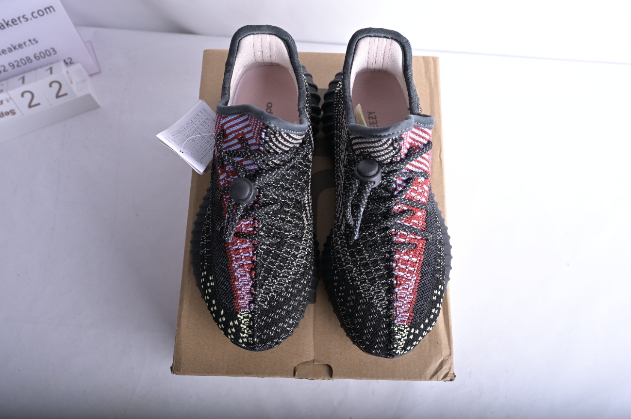 KID Yeezy 350