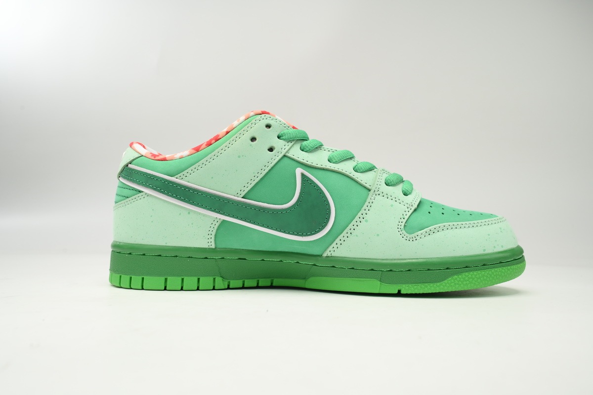 CONCEPTS × Nike Dunk SB Seaweed Green Lobster BV1310-303