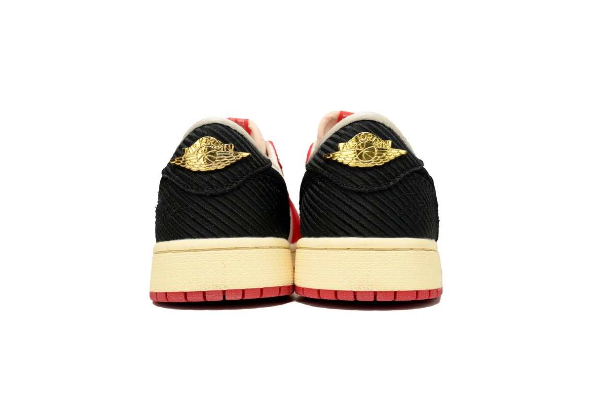 Air Jordan 1 Low Bulls Chicago FN0432-100