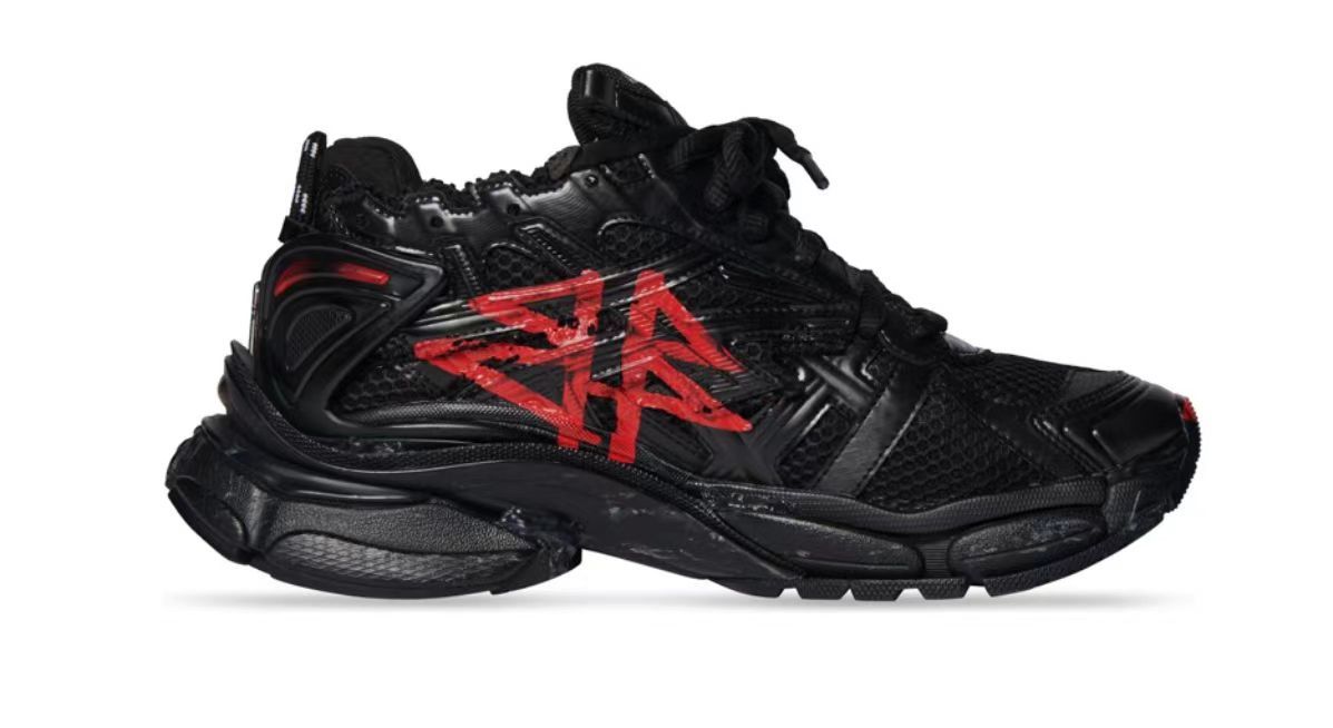 Bal**ciaga Runner Graffiti Black Red 677403W3RBQ1060