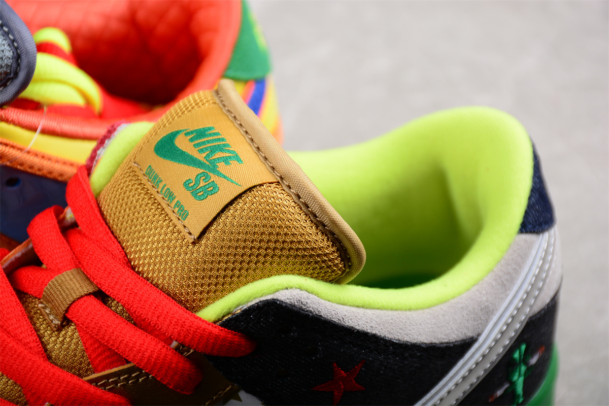 Nike SB Dunk LowWhat the Dunk 318403-141