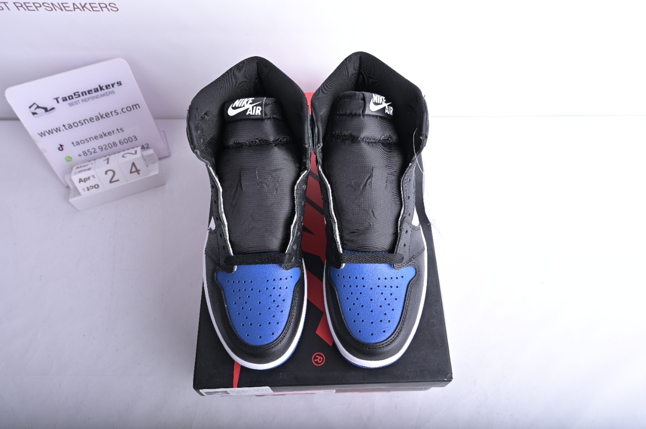 Jordan 1 Retro High Royal Toe 555088-041