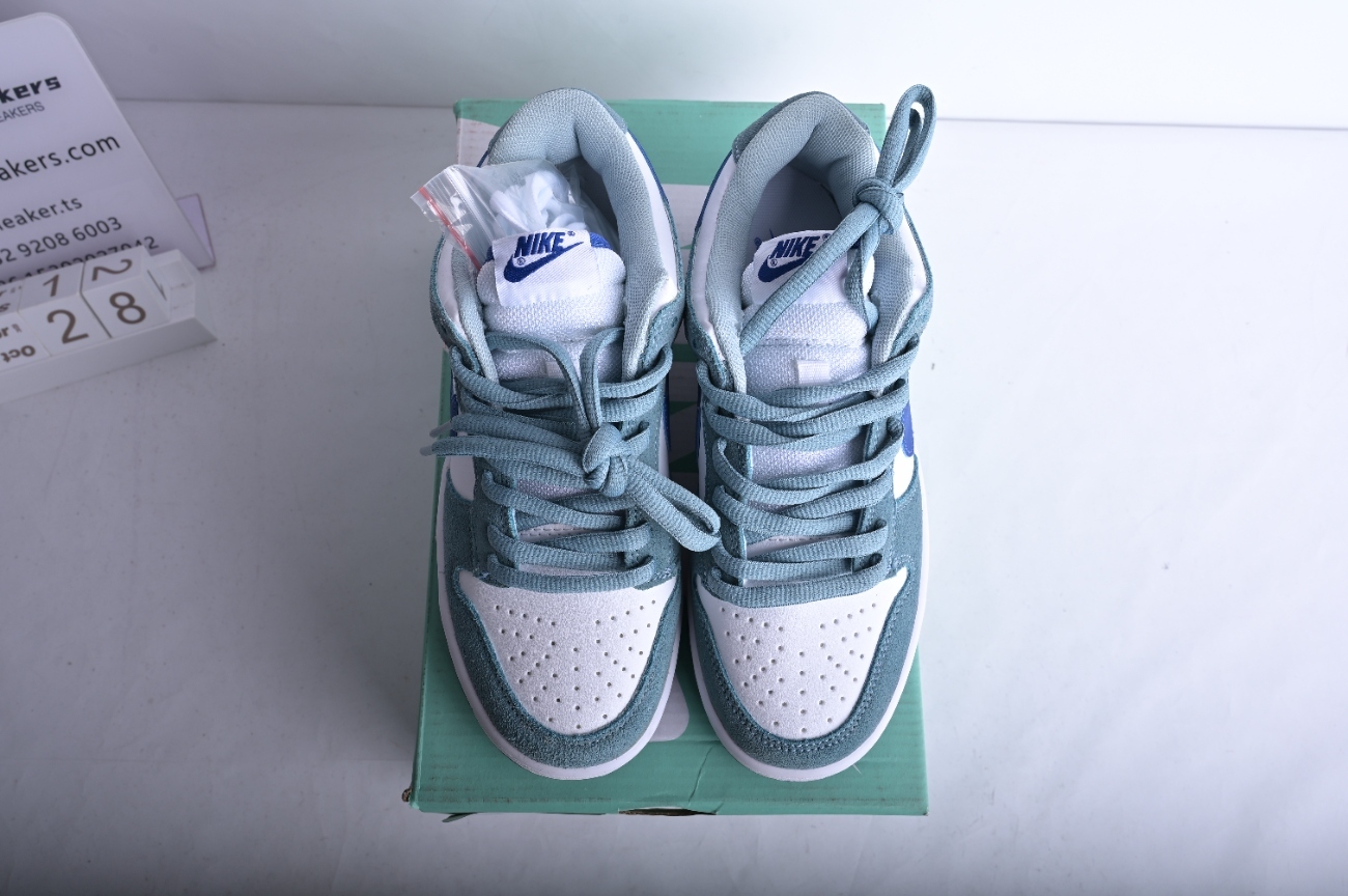 Nike SB Dunk Low 854866-009