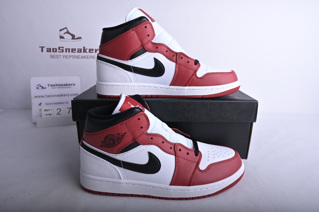 Jordan 1 Mid Chicago (2020) 554724-173
