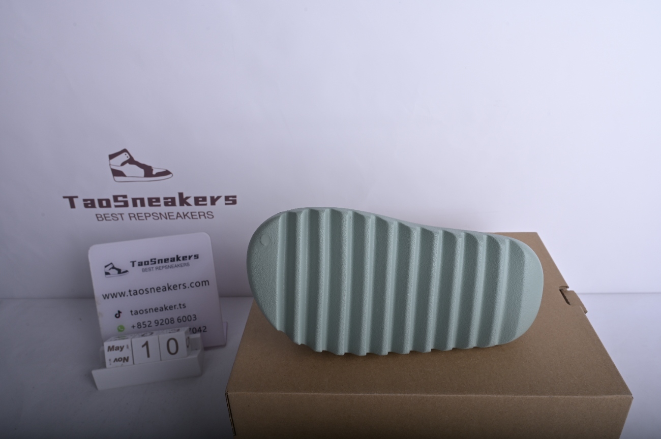 adidas Yeezy Slide Enflame Oil Bite Flower Fruit Green ID5480