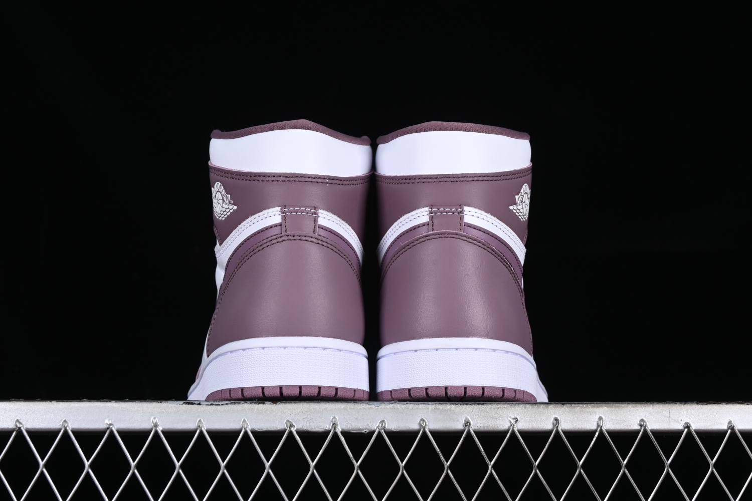 Jordan 1 Retro High OG Mauve DZ5485-105