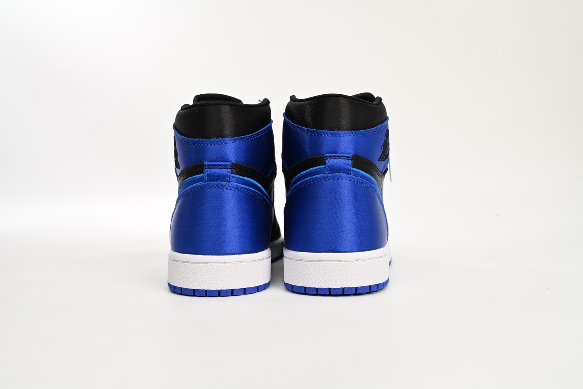 Air Jordan 1 Satin “Royal” 921193-007