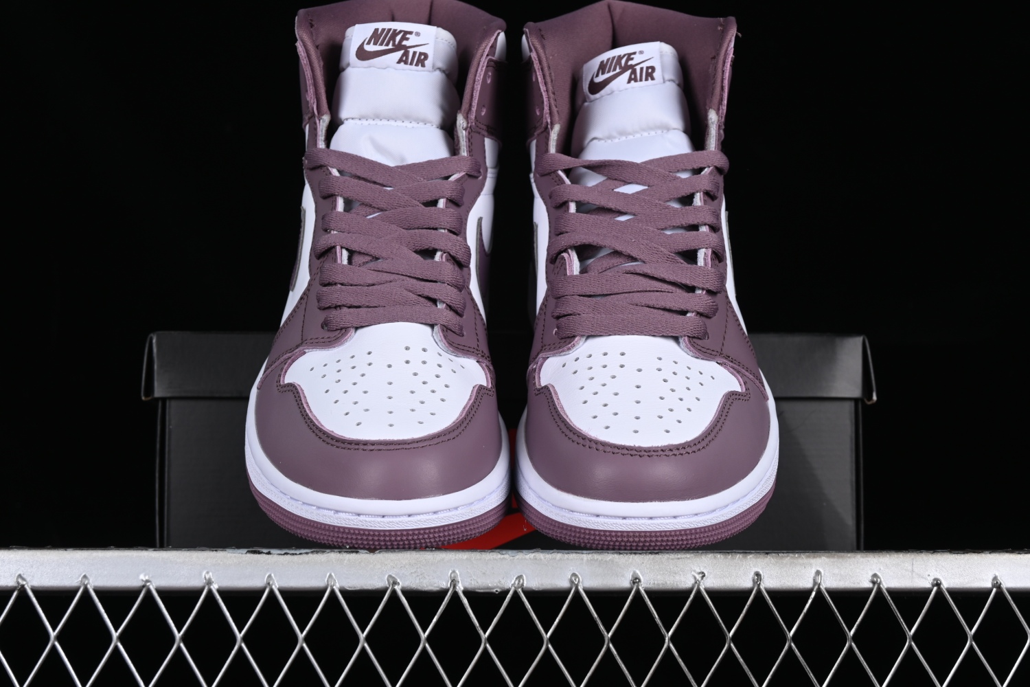 Jordan 1 Retro High OG Mauve DZ5485-105