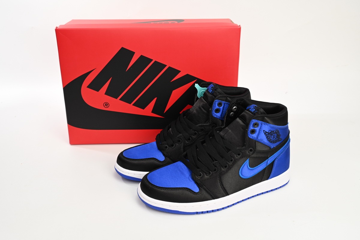 Air Jordan 1 Satin “Royal” 921193-007