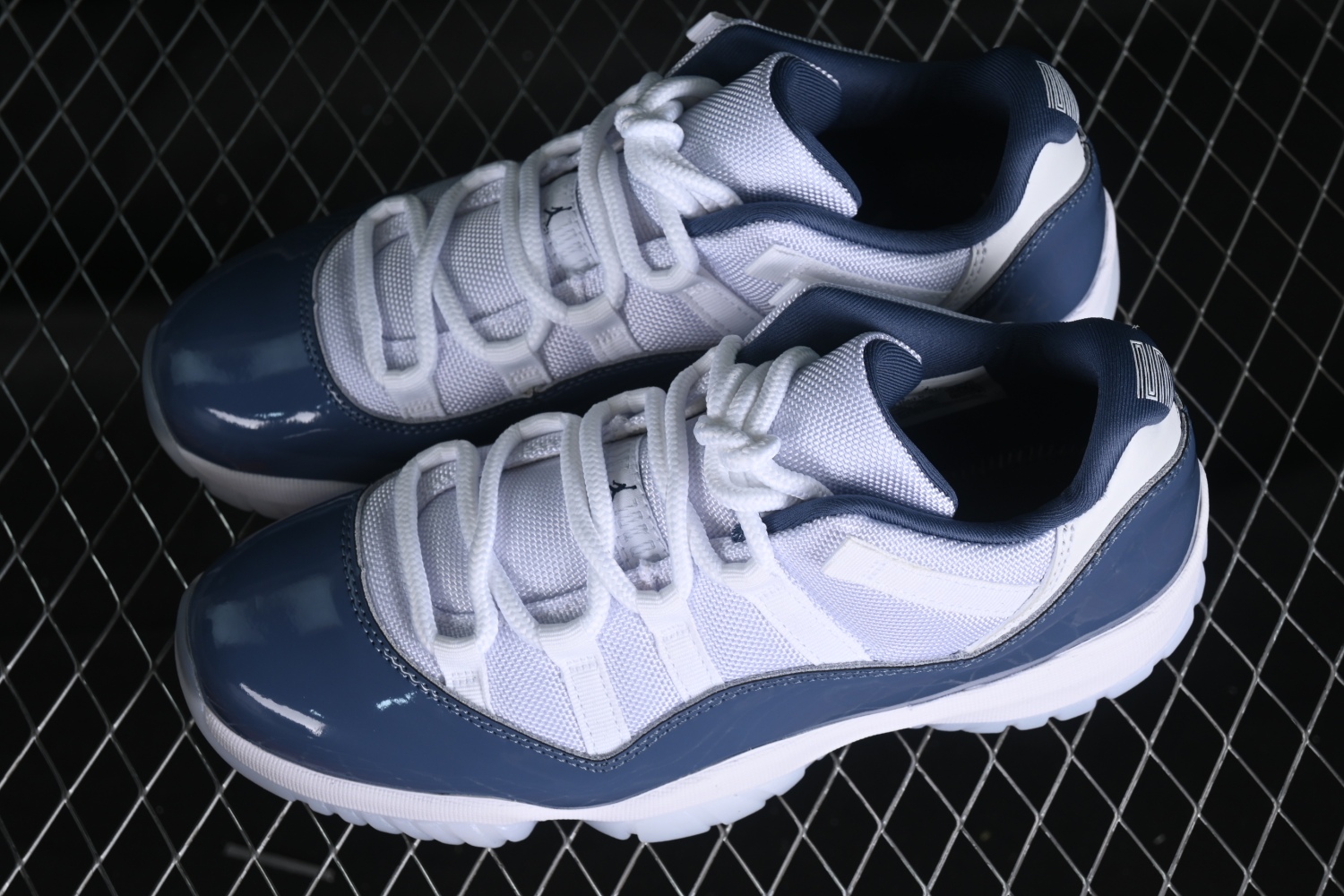 Jordan 11 Retro Low Midnight Navy (2024) FV5104 104