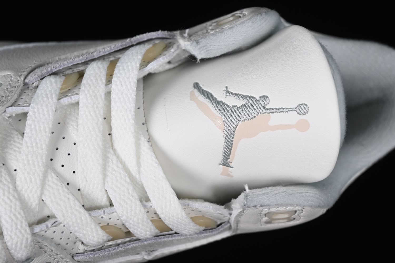 Air Jordan 3  Craft Ivory FJ9479-100