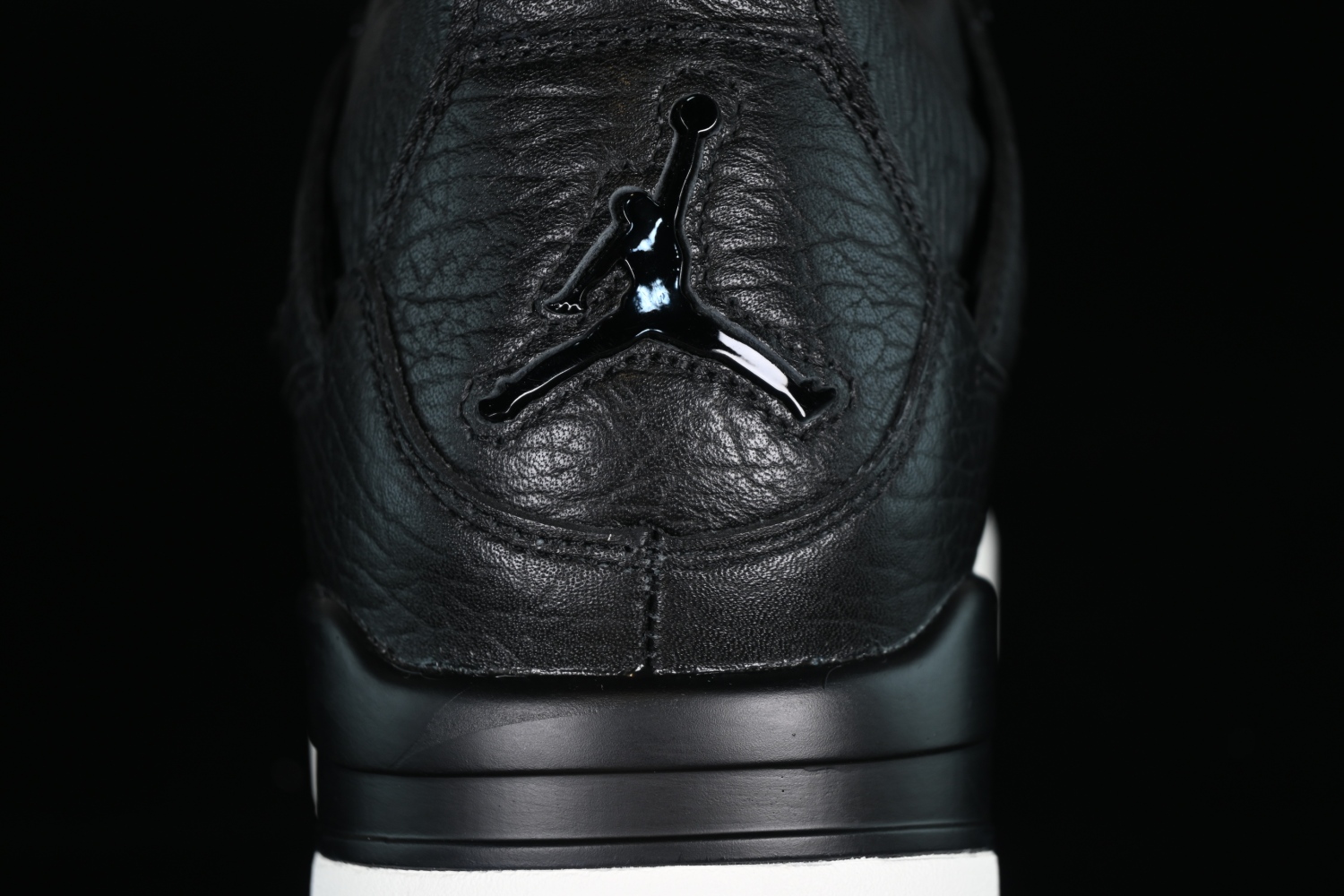 Air Jordan 4 black snake 819139-010