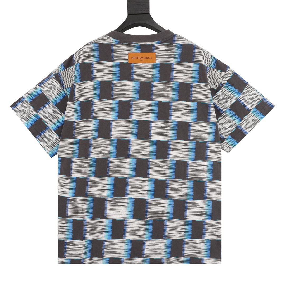 Clothing LO**S VU**TON