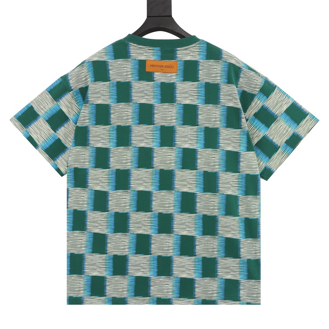 Clothing LO**S VU**TON